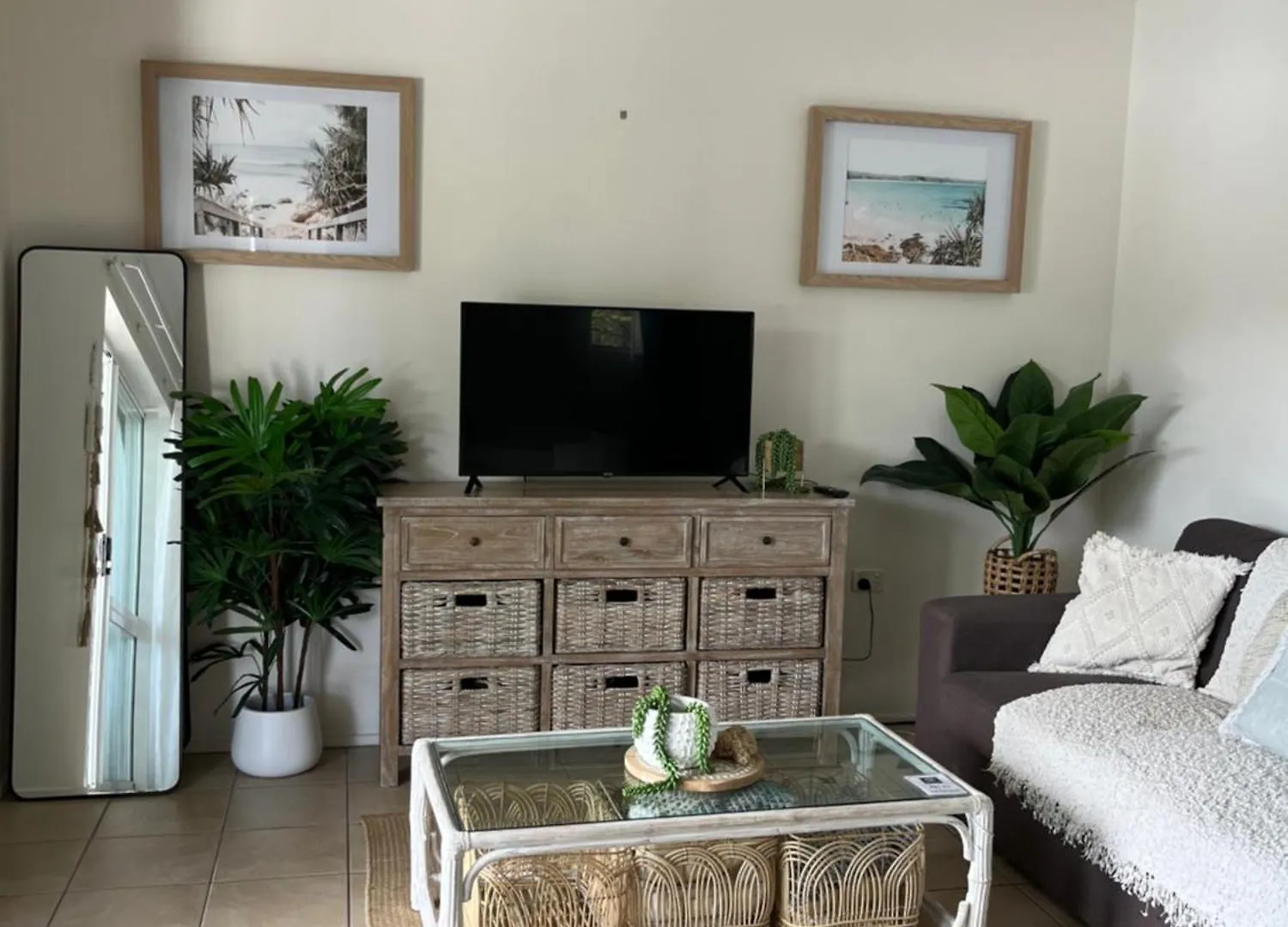 Trinity Beach Sea Breeze 3 Bedroom Apartment